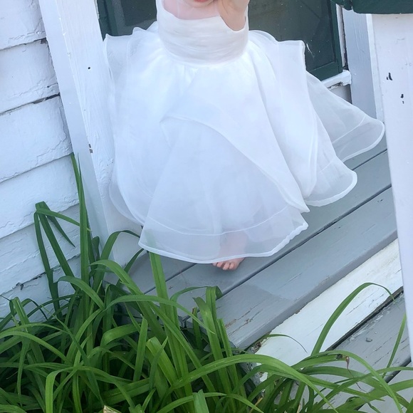 Princess Knee-length Flower Girl Dress Scoop Neck With V Back in size 2 - Picture 8 of 9